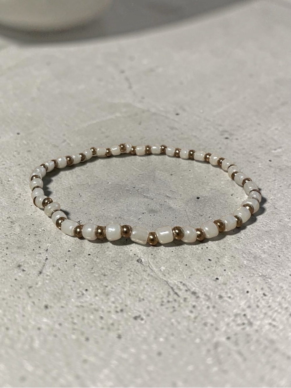 Beaded Stretch Necklace — Pearl and Gold